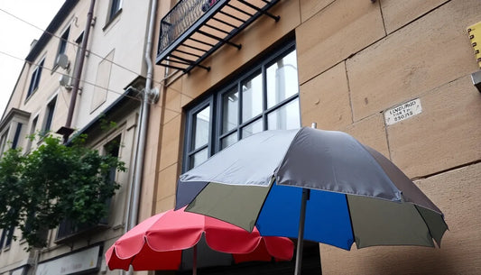 Types of Garden Umbrellas Perfect for Different Events - Classic Umbrella